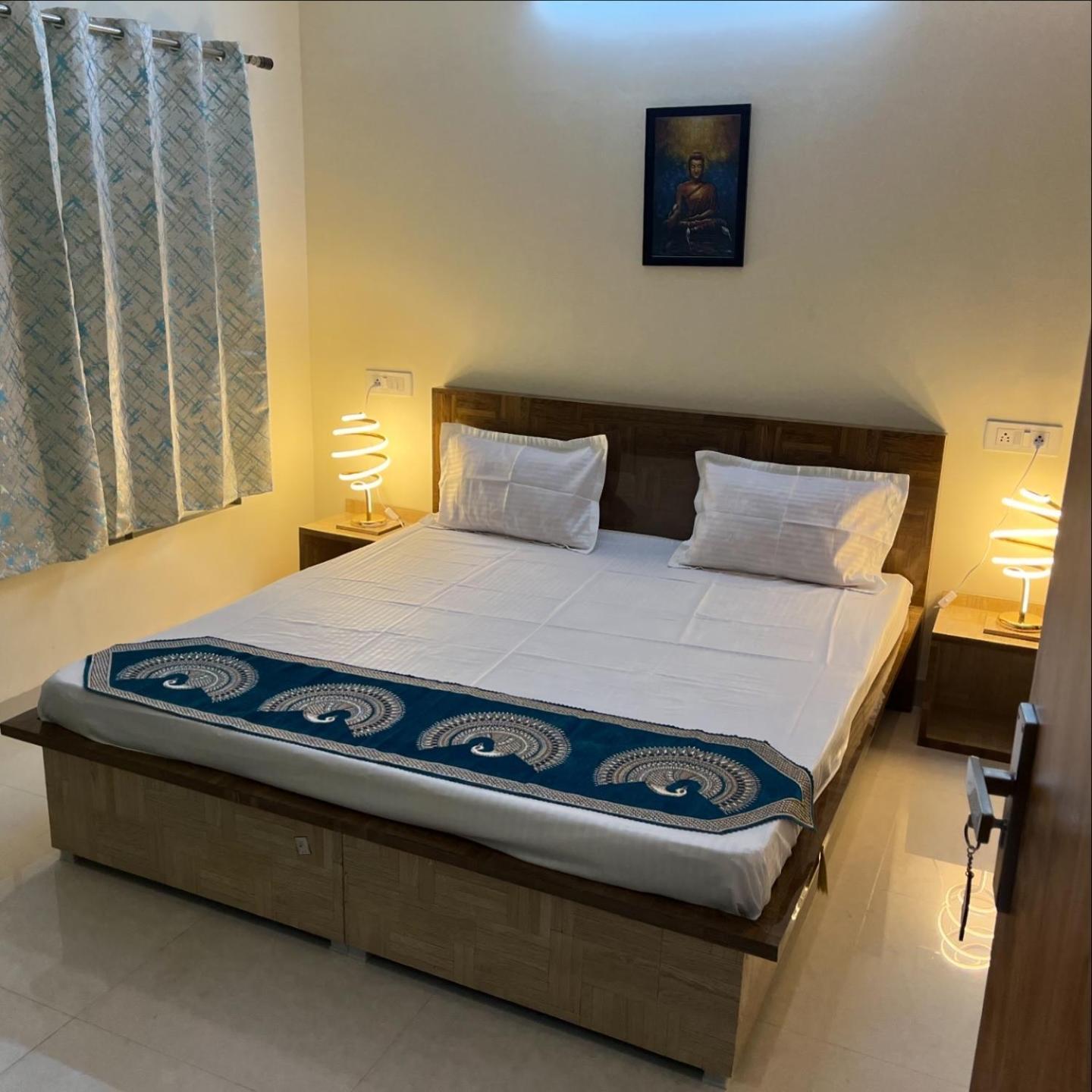 Hotel Shivashray Luxury Stays & Inn Ujjain Esterno foto